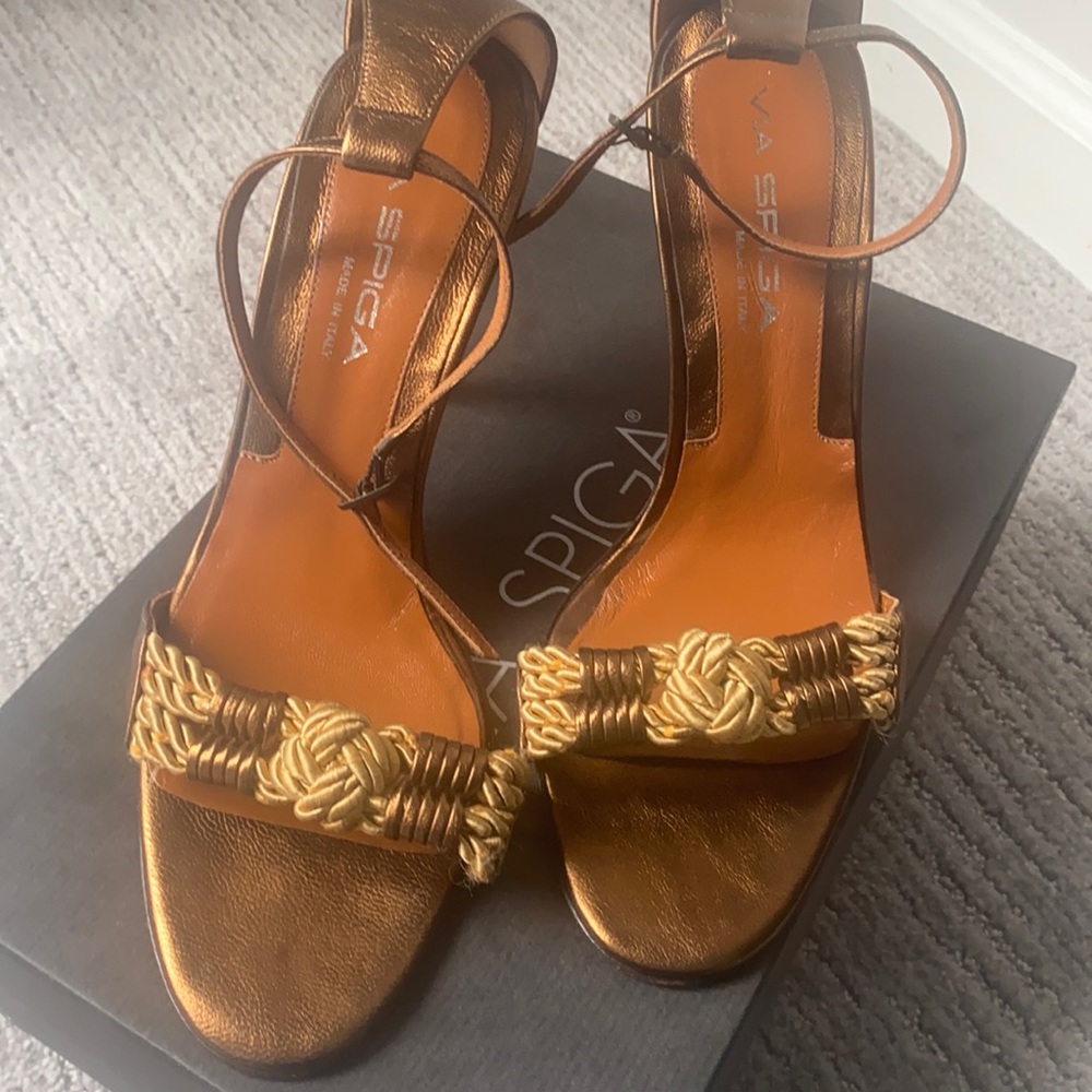 VIA spiga heels